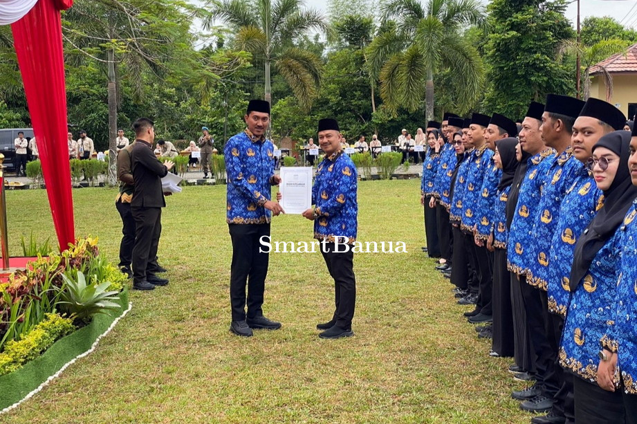 Ribuan PPPK Paruh Waktu Kabupaten Banjar Resmi Sandang Status ASN, Bupati Saidi: Jadilah Abdi Negara yang BerAKHLAK