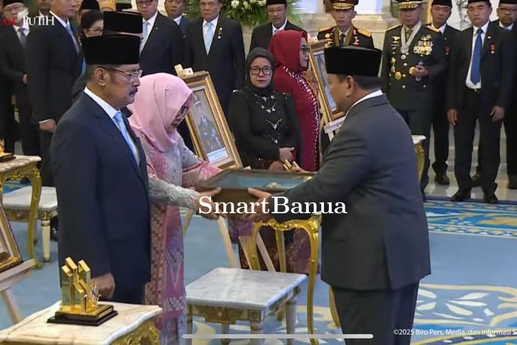 Soeharto Resmi Jadi Pahlawan Nasional 2025, Bersamaan dengan 9 Tokoh Lainnya
