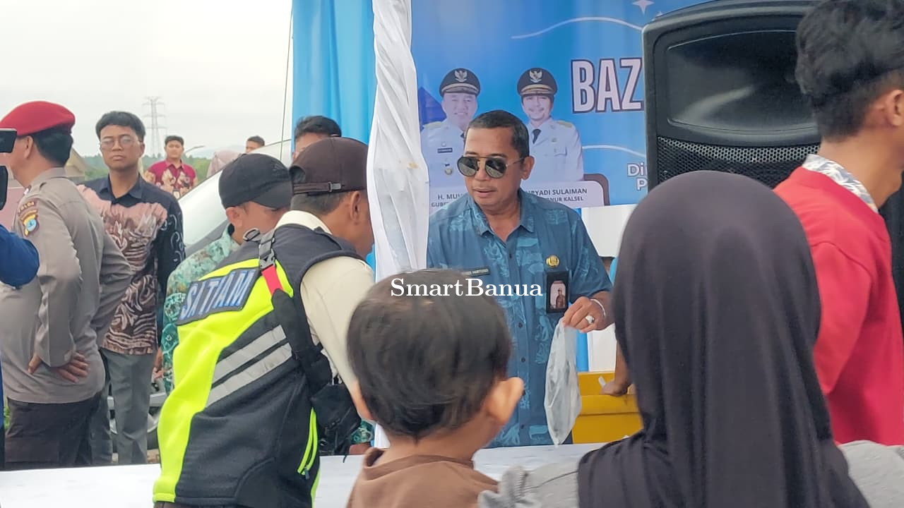 Dukung Kunjungan Kapolri Dislutkan Kalsel Bagikan Ikan Gratis Saat Gerakan Pangan Murah