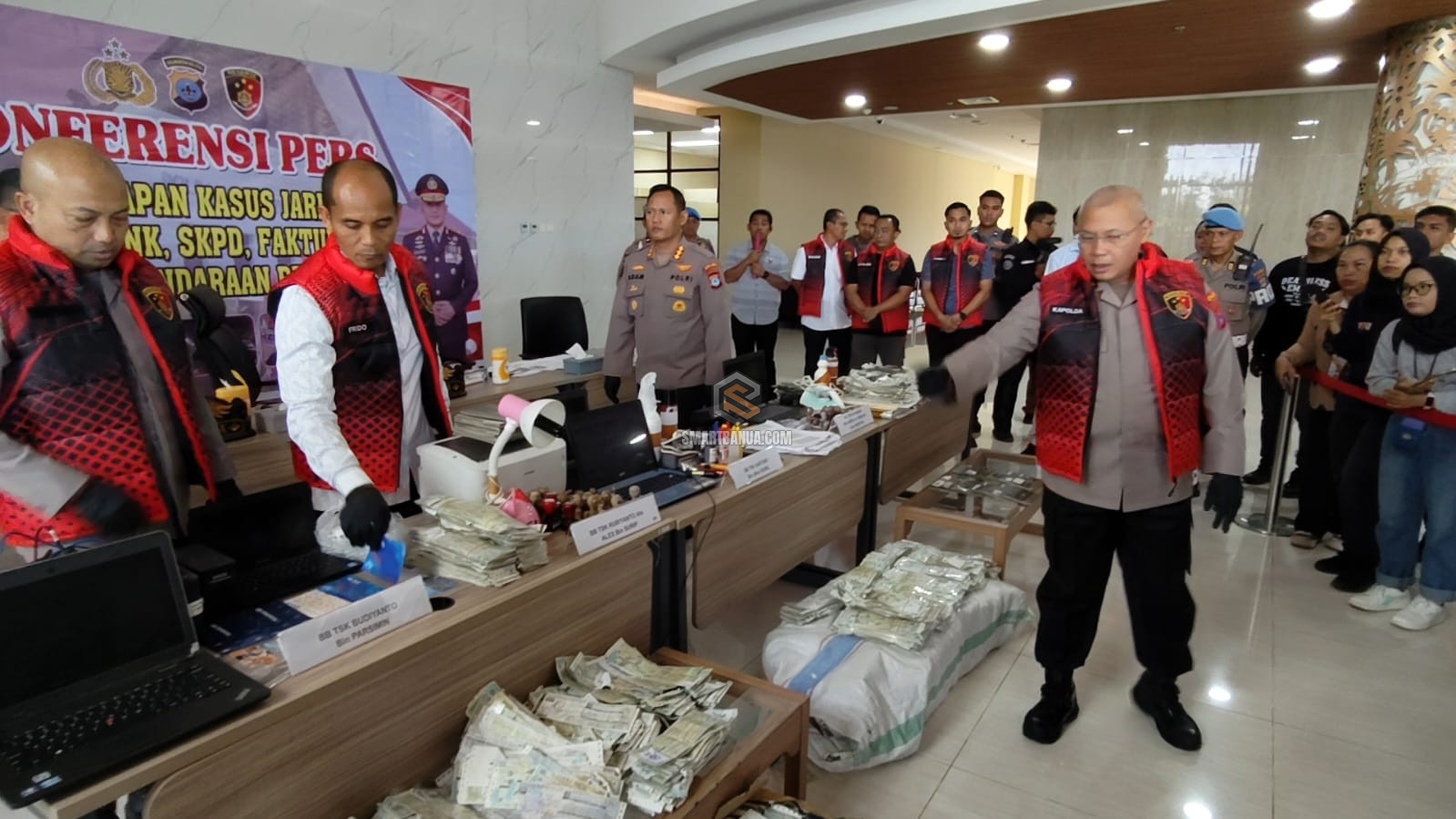 Polda Kalsel Bongkar Jaringan Pemalsu Dokumen Kendaraan Bermotor