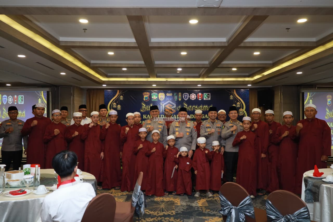 Kapolda Kalsel Ajak Mahasiswa Jaga Kondusivitas Melalui Buka Puasa Bersama OKP C...