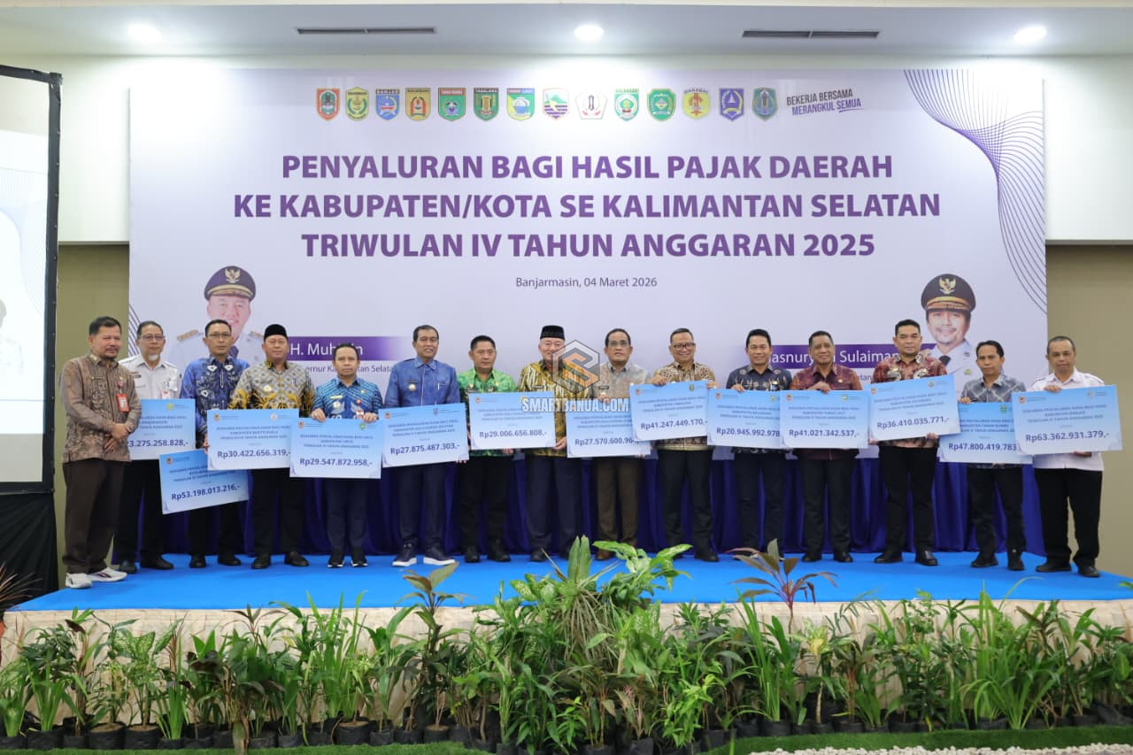 Gubernur H. Muhidin Pimpin RUPS Bank Kalsel; Didorong Lebih Aktif Layani Masyara...