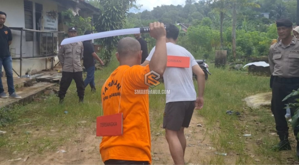 Polsek Cempaka Rekonstruksi Kasus Perkelahian Maut di Pumpung Banjarbaru, Peraga...